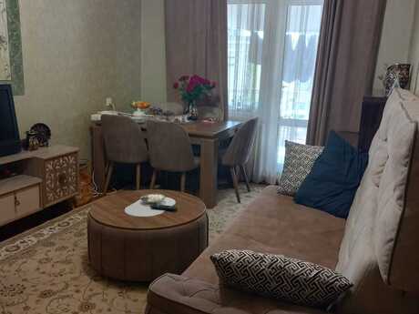 4 otaqlı köhnə tikili - Yasamal r. - 105 m²