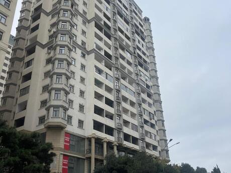 Elan №6367239 - Bakı, Şah İsmayıl Xətai m., 4 otaqlı, 157 m², 5/18 mərtəbə