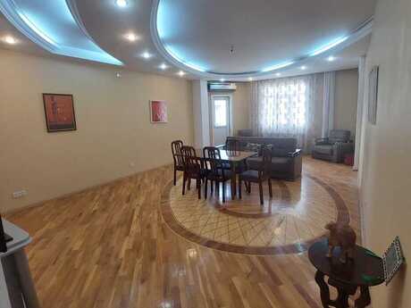 Elan №6367297 - Bakı, 28 May m., 3 otaqlı, 147 m², 11/14 mərtəbə