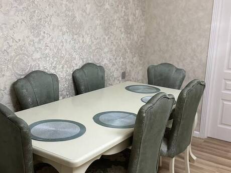 Elan №6367304 - Bakı, 28 May m., 3 otaqlı, 60 m², 3/5 mərtəbə
