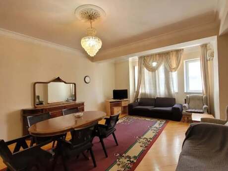 Elan №6367355 - Bakı, 8 Noyabr m., 4 otaqlı, 165 m², 11/13 mərtəbə