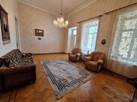 5-room apartment for rent, 190 m², İçəri Şəhər: 2 500 ₼/mo 3
