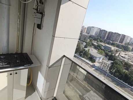 3-комн. новостройка - м. Бакмил - 75 м²