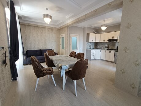 3 rooms · 118 m² · floor 4/16, Jasmine Park
