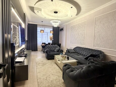 3-комнатная квартира, 92 м², 28 May: 375 000 ₼ 3