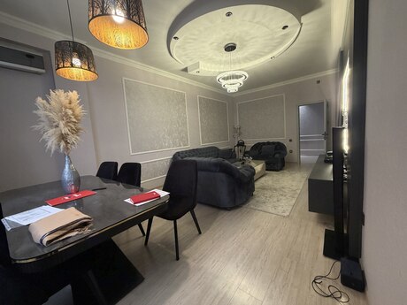 3-комнатная квартира, 92 м², 28 May: 375 000 ₼ 2