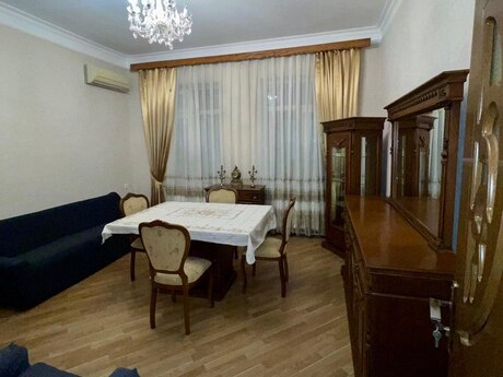 3 otaqlı həyət evi/bağ evi - Nərimanov r. - 120 m²