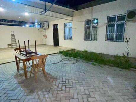 3 otaqlı həyət evi/bağ evi - Nərimanov r. - 120 m²