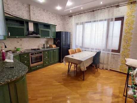 Elan №6367502 - Bakı, 28 May m., 3 otaqlı, 160 m², 11/16 mərtəbə