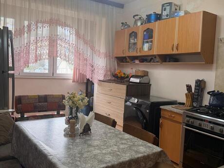 2 otaqlı köhnə tikili - Xətai r. - 60 m²