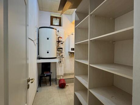 5 otaqlı həyət evi, 330 m², 20 Yanvar: 949 000 ₼ 4