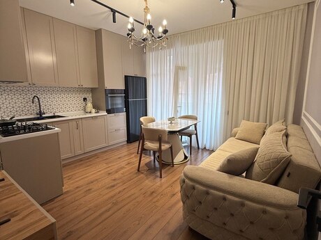 3 otaq · 75,4 m² · 14/19 mərtəbə, İnşaatçılar