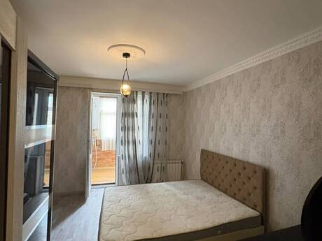 3 otaqlı köhnə tikili - Binə q. - 49 m²