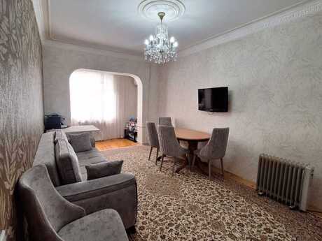 Elan №6367686 - Bakı, Köhnə Günəşli q., 3 otaqlı, 80 m², 8/9 mərtəbə