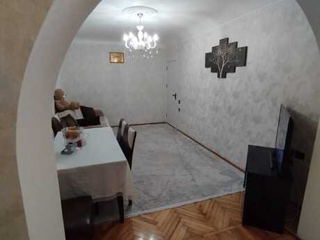 3 otaqlı köhnə tikili - Həzi Aslanov m. - 85 m²