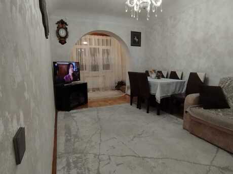 3 otaqlı köhnə tikili - Həzi Aslanov m. - 85 m²