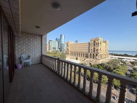 2-room apartment for rent, 110 m², 28 May: 1 550 ₼/mo 3
