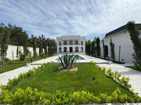 7 otaqlı həyət evi/bağ evi - Mərdəkan q. - 350 m²
