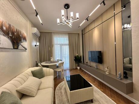 2-комн. новостройка - м. Низами - 64 м²