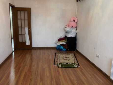 Elan №6367763 - Bakı, Köhnə Günəşli q., 3 otaqlı, 80 m², 8/9 mərtəbə