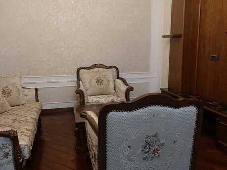 3 otaqlı yeni tikili - Gənclik m. - 156 m²