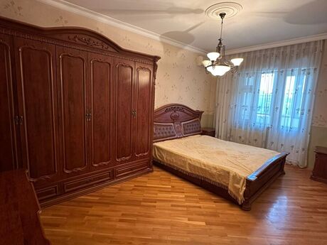 3 otaqlı köhnə tikili - 8-ci mikrorayon q. - 90 m²