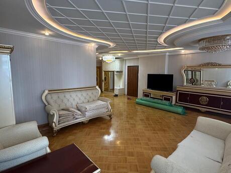 Объявление №6367823 - Баку, м. Гянджлик, 3-комн., 150 м², 10/18 этаж
