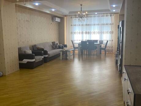 Elan №6367831 - Bakı, Gənclik m., 3 otaqlı, 145 m², 18/19 mərtəbə