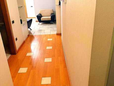 4 otaqlı mənzil, 206 m², 28 May: 650 000 ₼ 3
