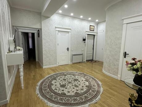 3-комн. новостройка - пос. Бадамдар - 140 м²