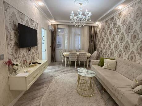 Объявление №6367904 - Баку, м. 8 ноября, 2-комн., 55 м², 2/5 этаж