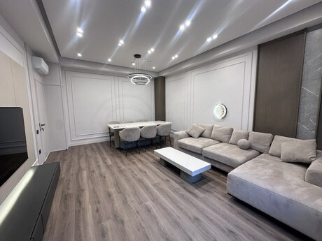 Elan №6367932 - Bakı, Ağ şəhər q., 3 otaqlı, 145 m², 4/7 mərtəbə