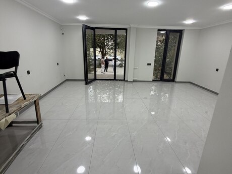 Obyekt - Elmlər Akademiyası m. - 100 m²