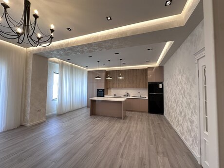 Elan №6367953 - Bakı, Ağ şəhər q., 4 otaqlı, 170 m², 5/8 mərtəbə