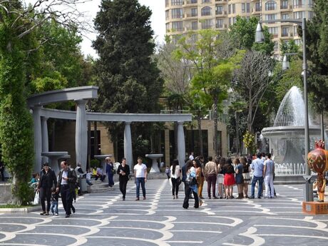 2 otaqlı köhnə tikili - Sahil m. - 50 m²