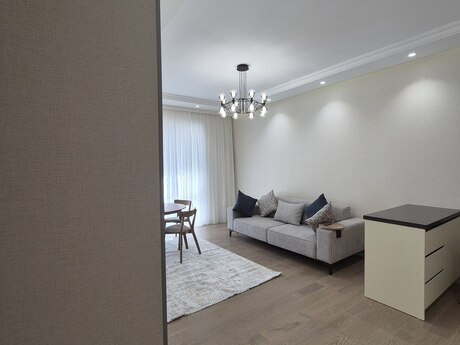 3 otaqlı yeni tikili - Bakmil m. - 100 m²