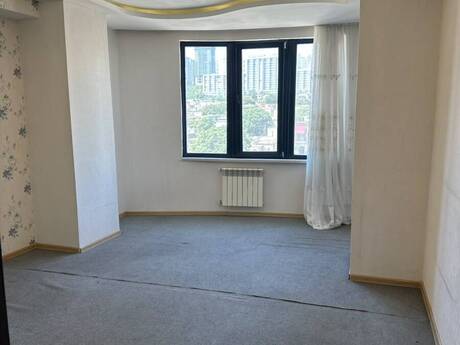 Объект - м. Низами - 150 м²