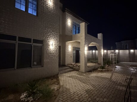 5-комн. дом/дача - пос. Мардакан - 240 м²