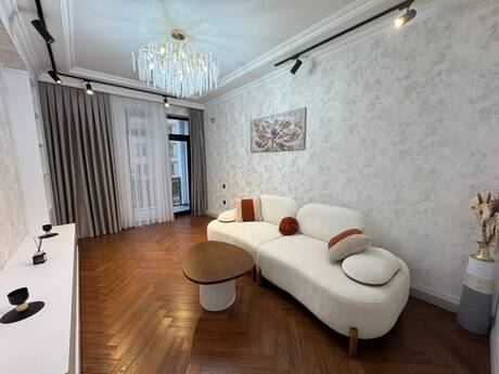 Elan №6368017 - Bakı, Gənclik m., 2 otaqlı, 67 m², 4/16 mərtəbə