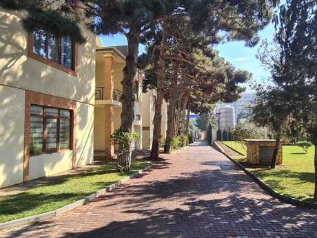 4 otaqlı həyət evi/bağ evi - 20 Yanvar m. - 360 m²