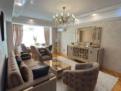 3 otaqlı mənzil, 110 m², İnşaatçılar: 250 000 ₼ 2