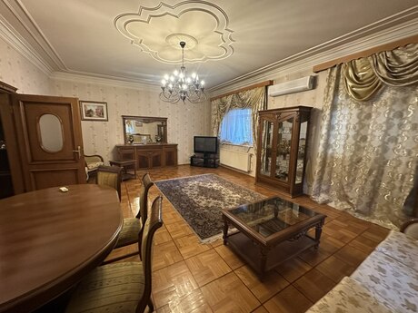 Kirayə 3 otaqlı mənzil, 140 m², Nizami: 1 000 ₼/ay 4