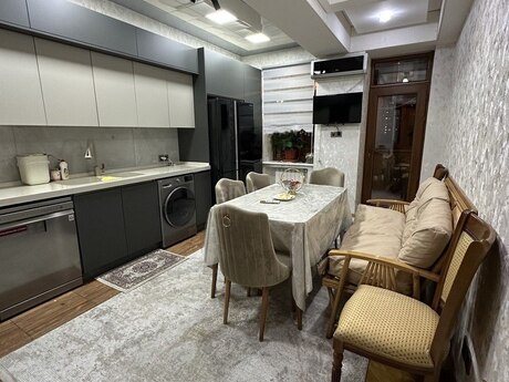 Elan №6368241 - Bakı, Nəriman Nərimanov m., 3 otaqlı, 162 m², 7/20 mərtəbə
