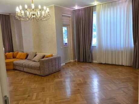 3 otaqlı yeni tikili - Elmlər Akademiyası m. - 140 m²