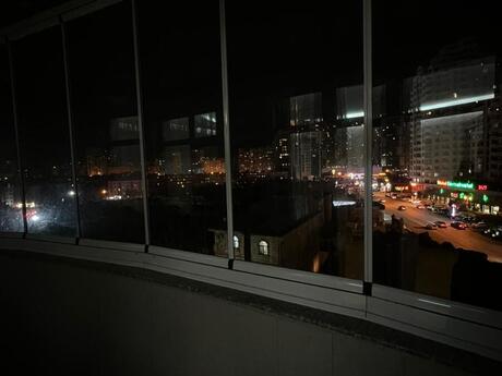 4 otaqlı yeni tikili - 8 Noyabr m. - 210 m²