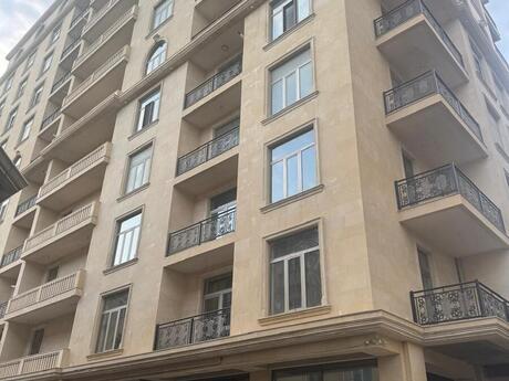 3-комн. новостройка - м. 20 января - 93 м²