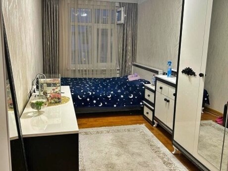 3-комн. вторичка - м. Кара Караев - 75 м²