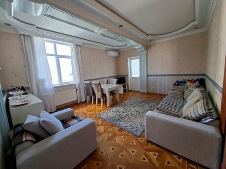 2-room apartment, 77 m², Memar Əcəmi: 250 000 ₼ 3
