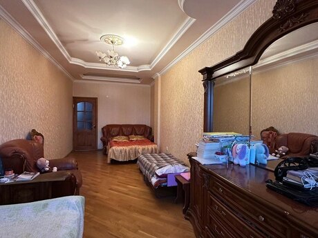 2 otaqlı yeni tikili - İnşaatçılar m. - 100 m²