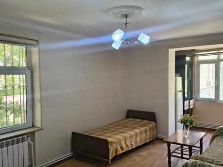 2-комн. вторичка - м. Нариман Нариманов - 45 м²